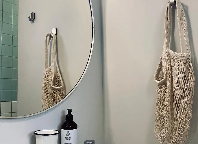 לינה וארוחת בוקר Maison Henri נמור