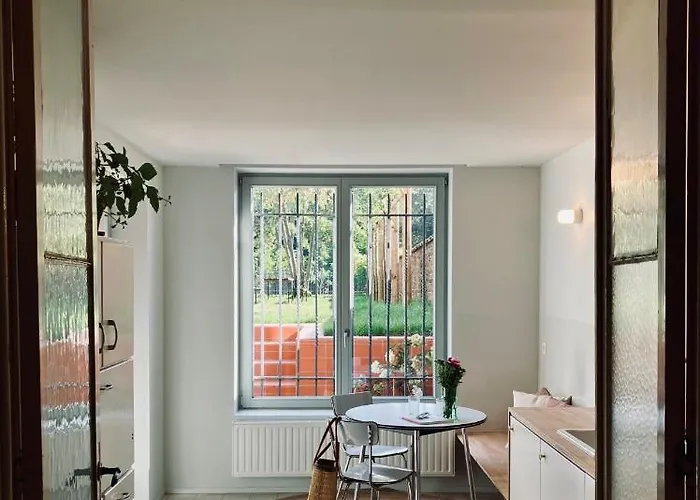 Maison Henri לינה וארוחת בוקר 3*