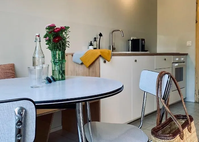 Bed & Breakfast Maison Henri 3*