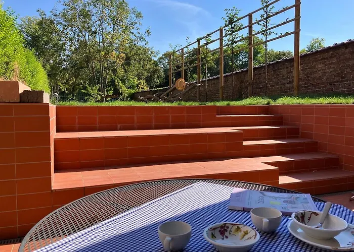 לינה וארוחת בוקר Maison Henri 3*